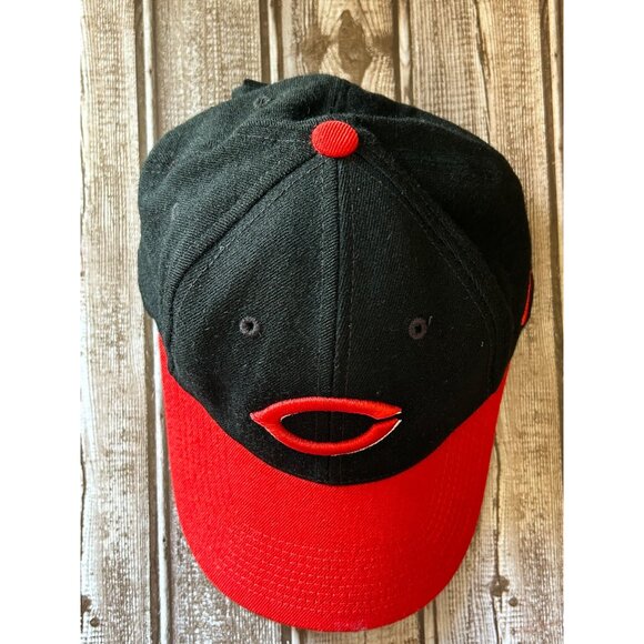 Cincinnati Reds Hat Cap Nike Team 100% Wool Mens Red Black Two Tone MLB Baseball - Picture 3 of 10